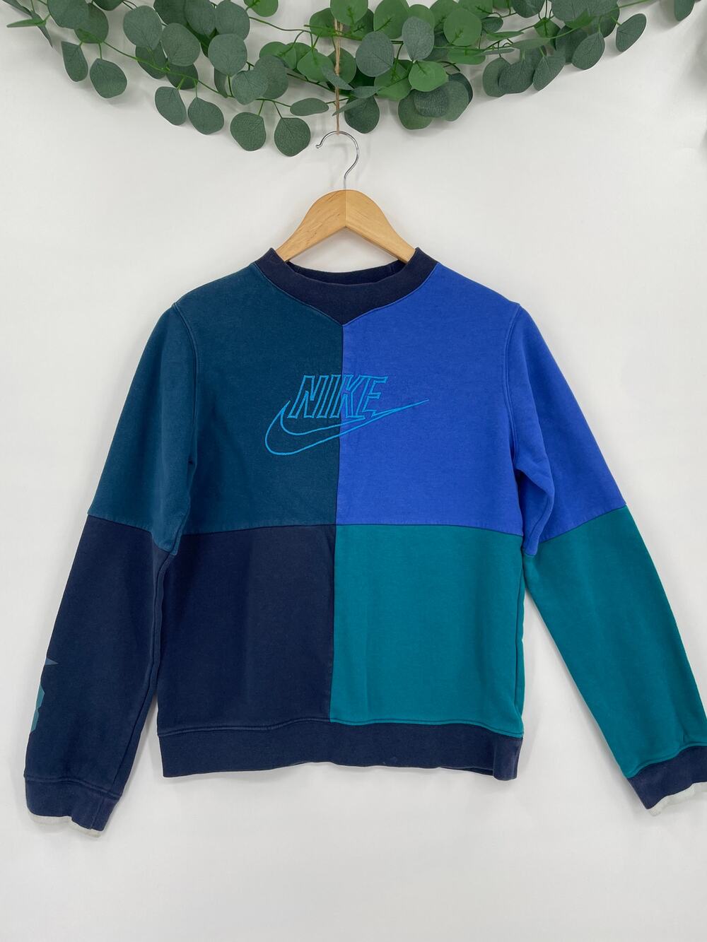 Nike Blue Ribbon Sports Blue Color-block Crewneck Sweater Youth Large